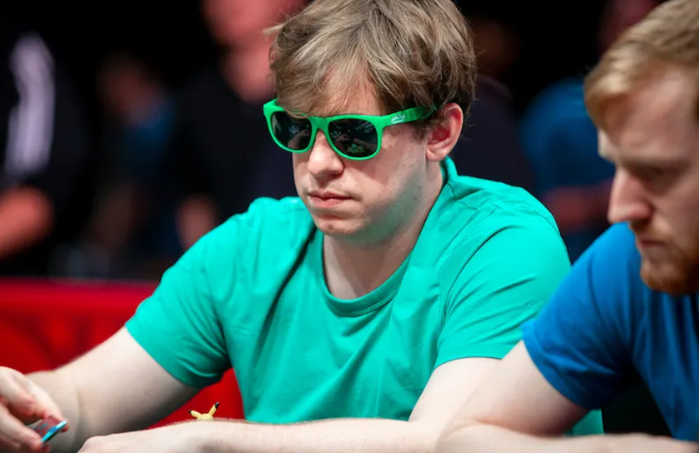 德扑圈HHPoker官方基地：扑克爱好者的聚集地